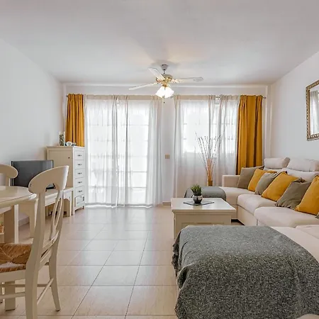 Apartment The Heights 2 Bedroom Los Cristianos (Tenerife)