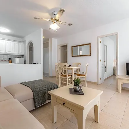 Apartment The Heights 2 Bedroom Los Cristianos (Tenerife)