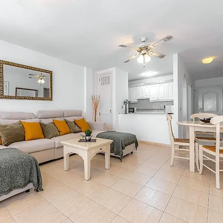 Apartamento The Heights 2 Bedroom *