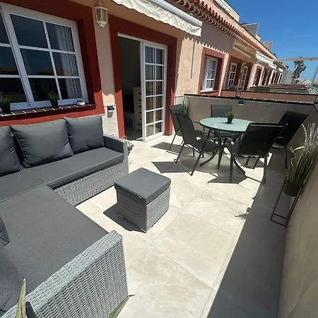 The Heights 2 Bedroom Apartment *