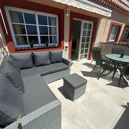 Apartamento The Heights 2 Bedroom *